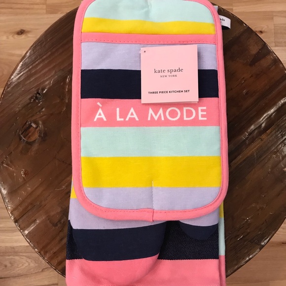 KATE SPADE Sweet & Spicy Stripe Kitchen Linen Set - Picture 3 of 7